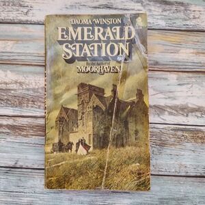 Daoma Winston Emerald Station Gothic Romance Novel Vintage PB 1974 Avon 1st Ed‎
